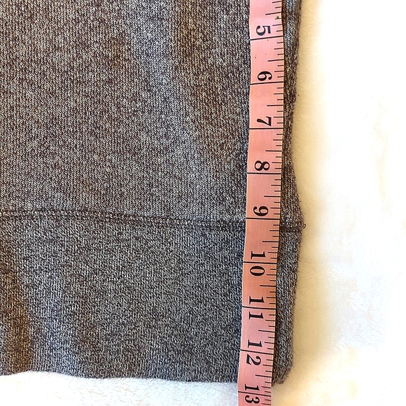 Victoria's Secret Cropped Top NWOT - Picture 3 of 4